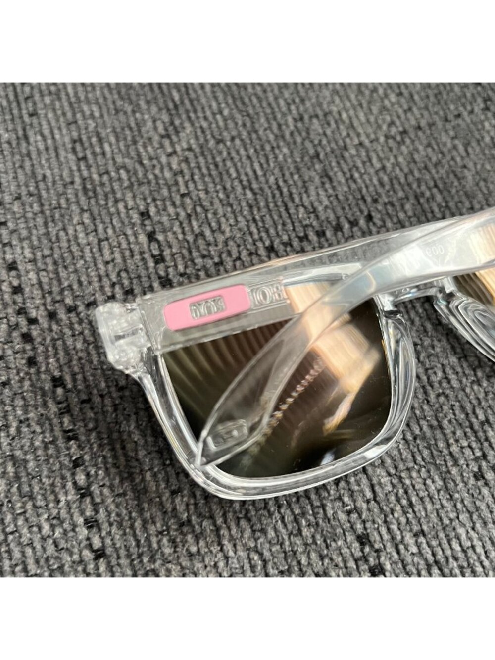 Oakley Holbrook Sunglasses 009102 Reflective Gold Lenses - Picture 9 of 12